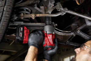 Milwaukee-tool-impact-wrench-car-300x200.jpg