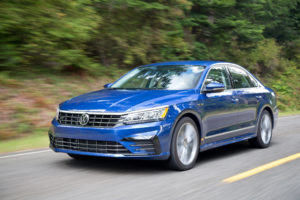 VW-2017_passat_r-line_6409-300x200.jpg