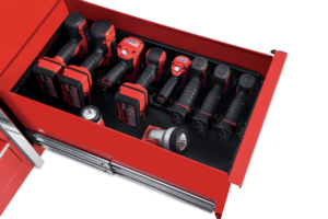 Snap_on_roll_cab_KMP1163_v10_rgb-300x200.png