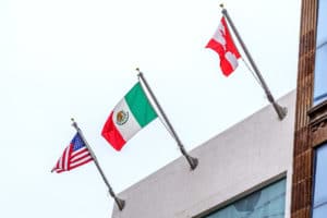 Mexico-Canada-USA-flags-NAFTA-tariffs-300x200.jpg