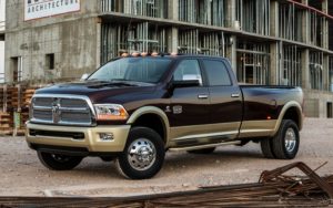 2013-dodge-ram-3500-heavy-duty-front-04-300x188.jpg
