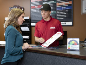 Service-advisor-w_Customer_B_cropped_V1-300x227.jpg