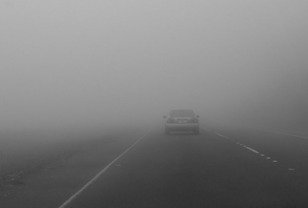 car-in-fog-no-lights-1024x694.jpg