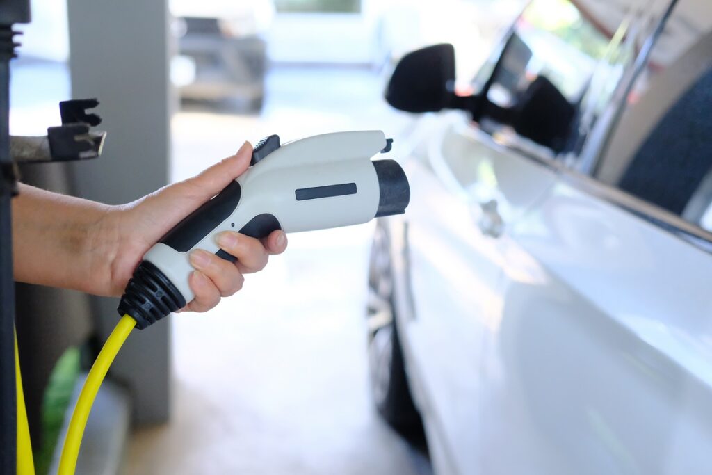 EV-charger-1-resize-1024x683.jpg