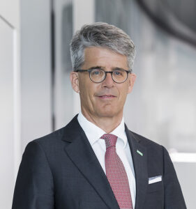 Thomas-Fischer-281x300.jpg