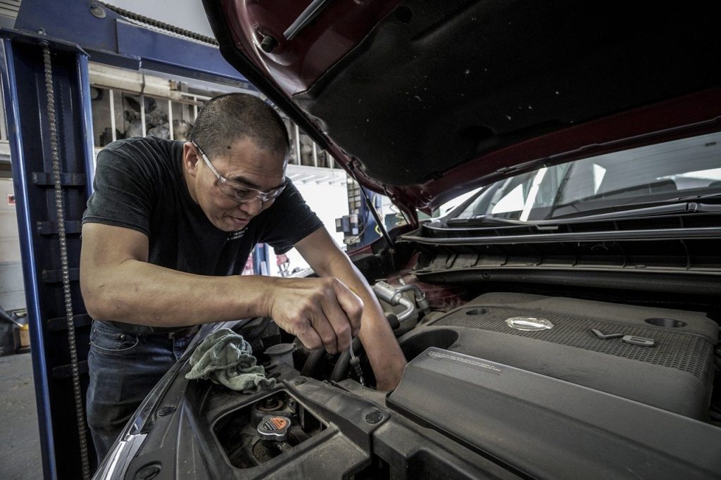 auto-repair-3691962_1280-1024x682.jpg
