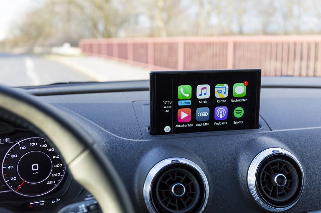apple-carplay-noelsch-pixbay-1024x682.jpg