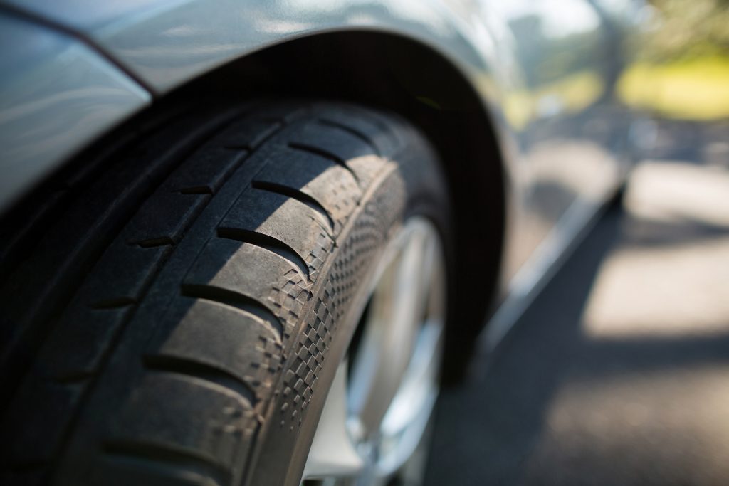 Tire-wheel-Depositphotos_149724418_L-1024x683.jpg
