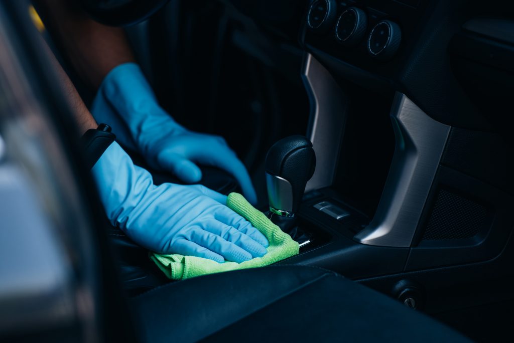 Cleaning-car-detail-Depositphotos_310990954_L-1024x684.jpg