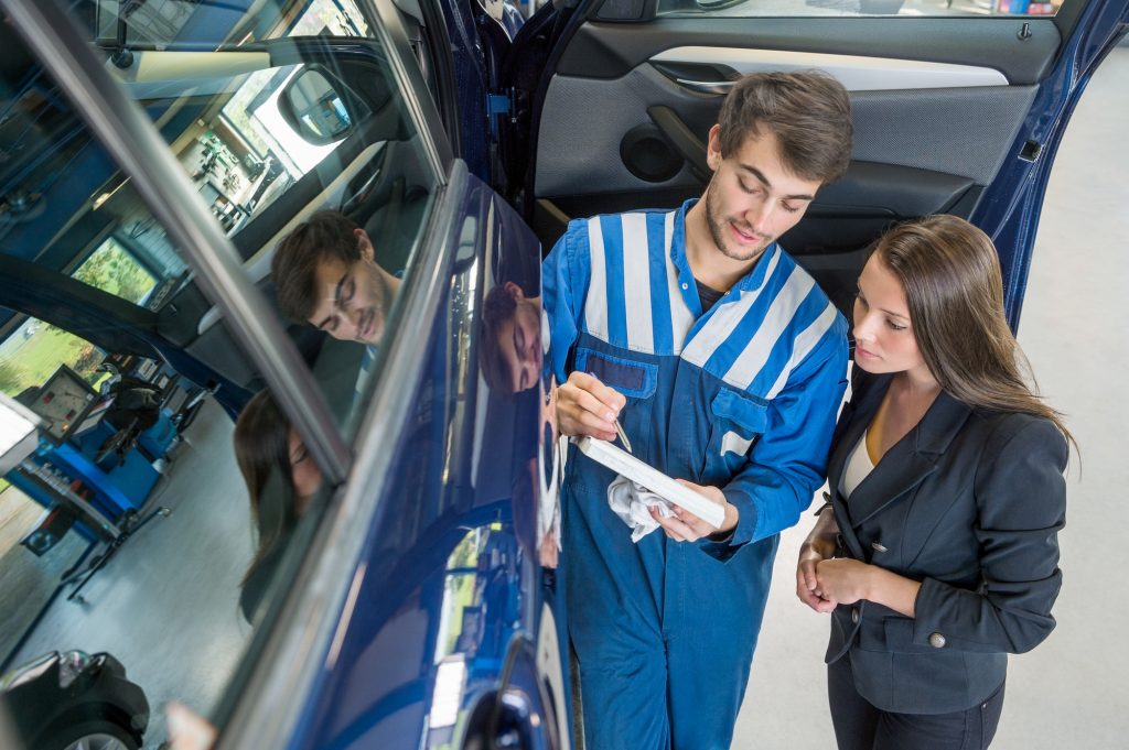 mechanic-technician-service-advisor-customer-Depositphotos_125219352_L-1024x681.jpg
