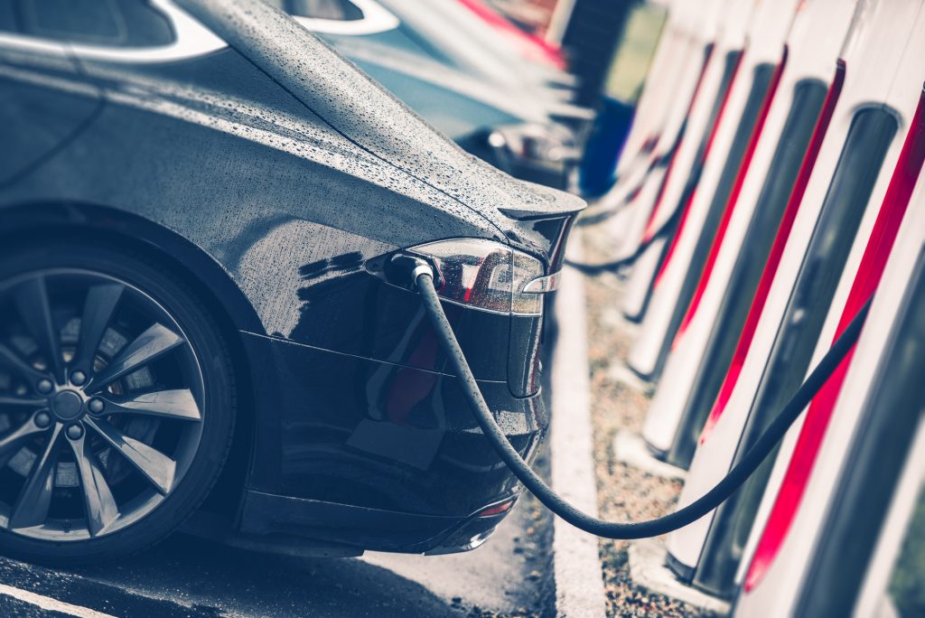 EV-electric-Chargers-lined-up-Depositphotos_120578752_L-1024x684.jpg