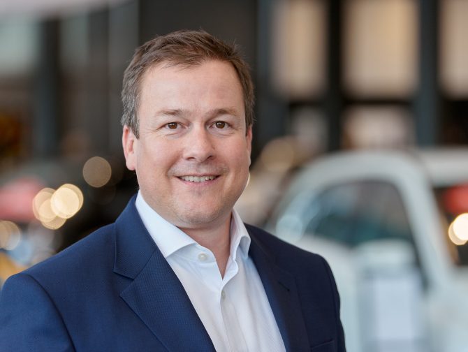 Andreas_Tetzloff_MercedesBenzCanada-670x504.jpg