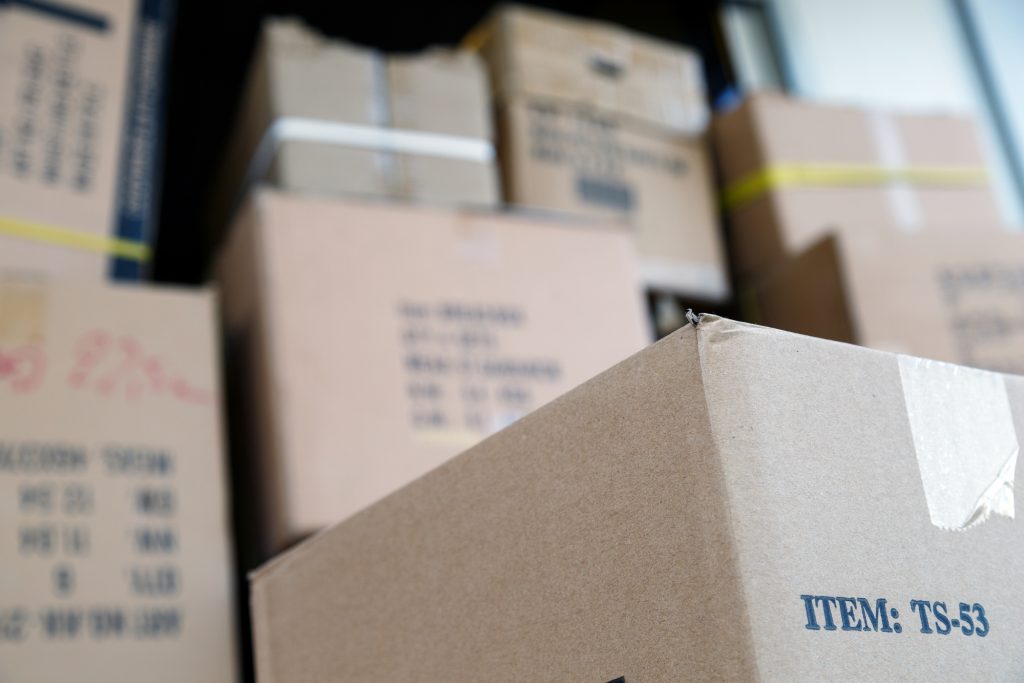 Boxes-shipping-product-Depositphotos_70166779_L-1024x683.jpg