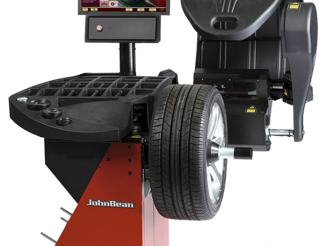 John_Bean_B2000P_Wheel_Balancer-670x504.jpg