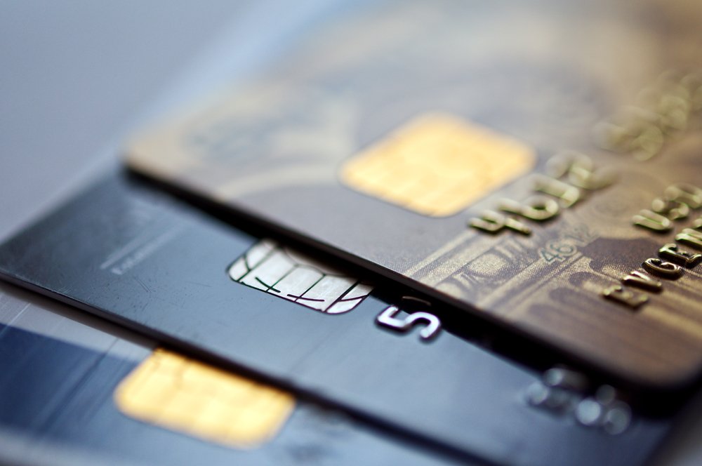 Credit-card-stack-Depositphotos_3311391_S.jpg