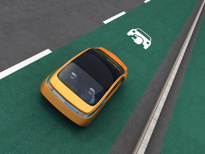 EV-electric-driving-highway-Depositphotos_106150558_S-670x504.jpg