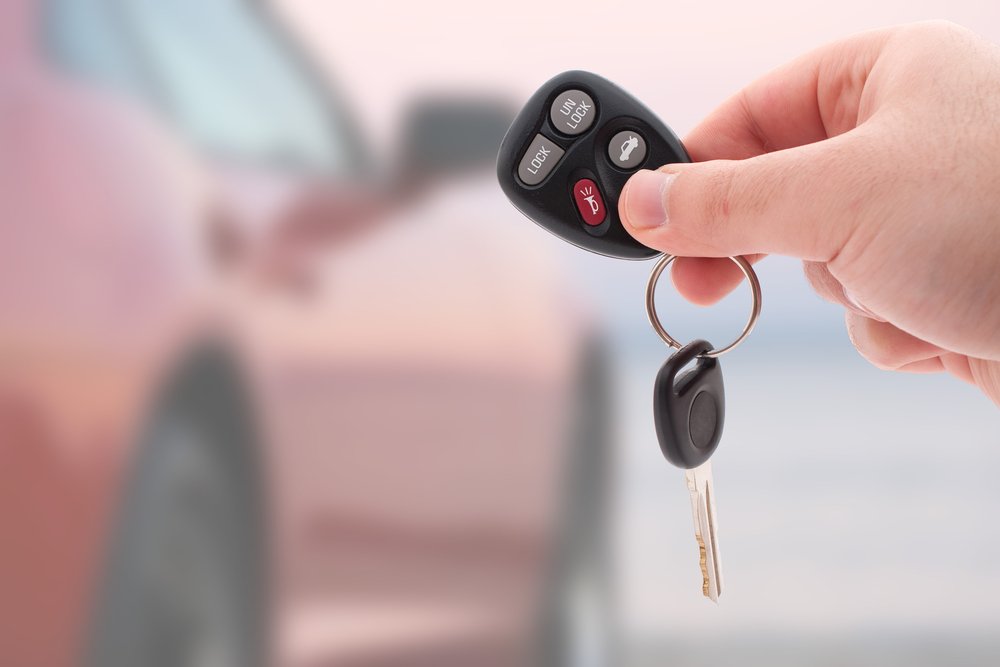 Car-keys-Depositphotos_9240500_S.jpg