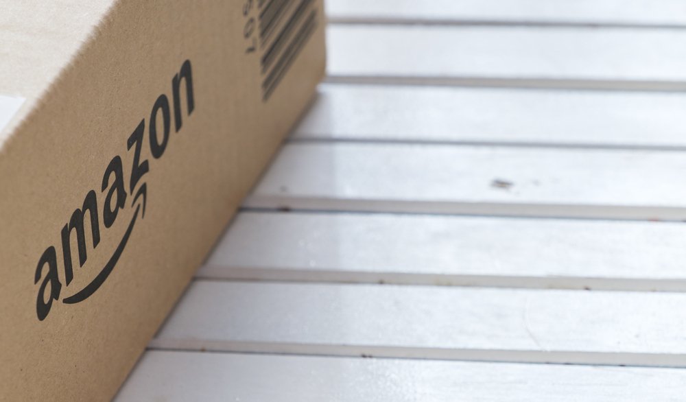 amazon-delivery-box-Depositphotos_210926388_S.jpg