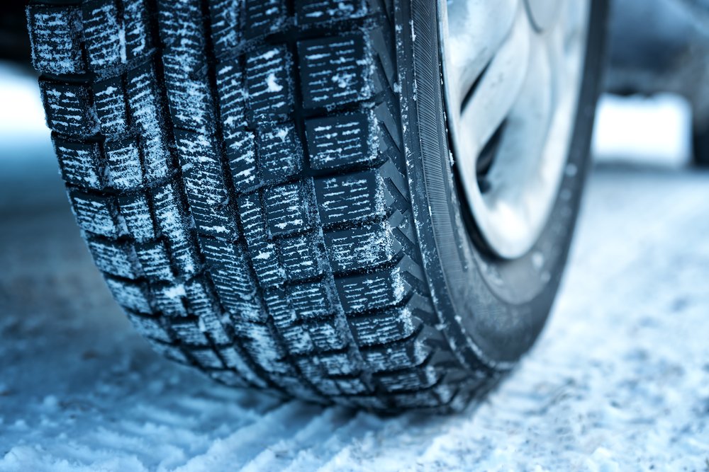 winter-tires-car-vehicle-Depositphotos_228843256_S.jpg