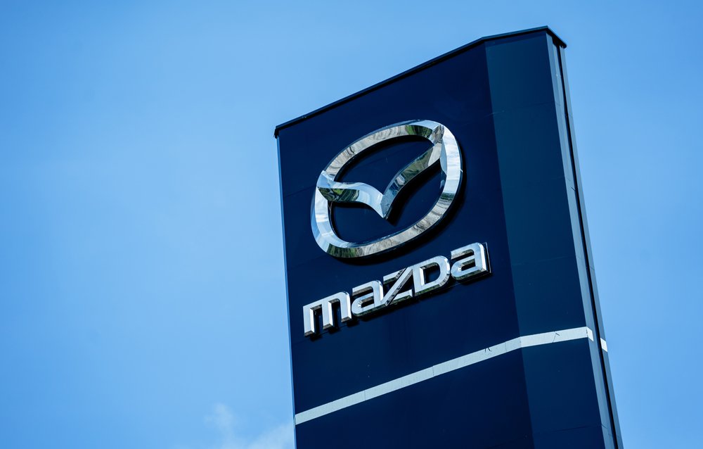 Mazda-logo-dealership-Depositphotos_605721344_S.jpg