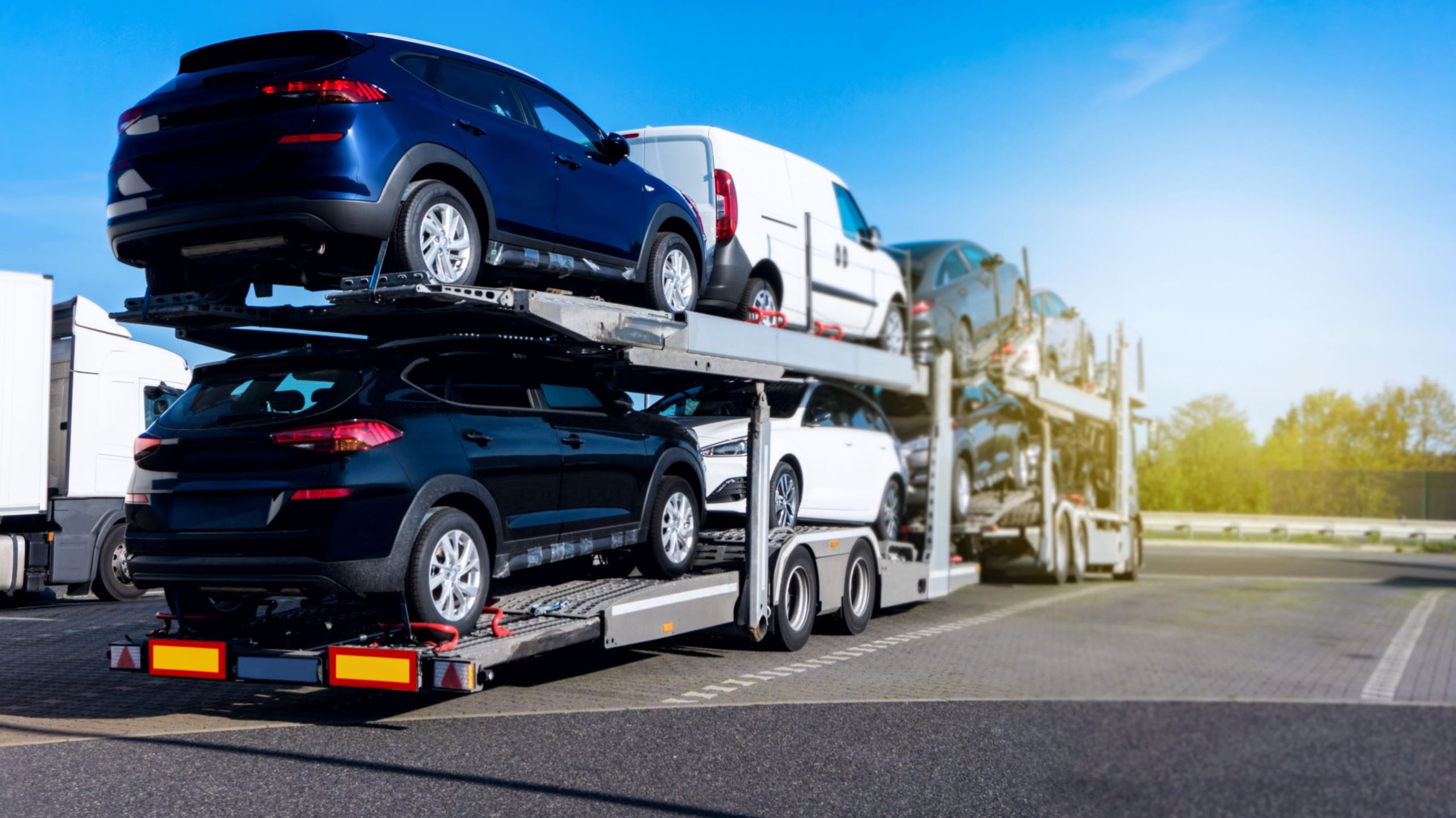 Car-shipping-truck-1-scaled.jpeg