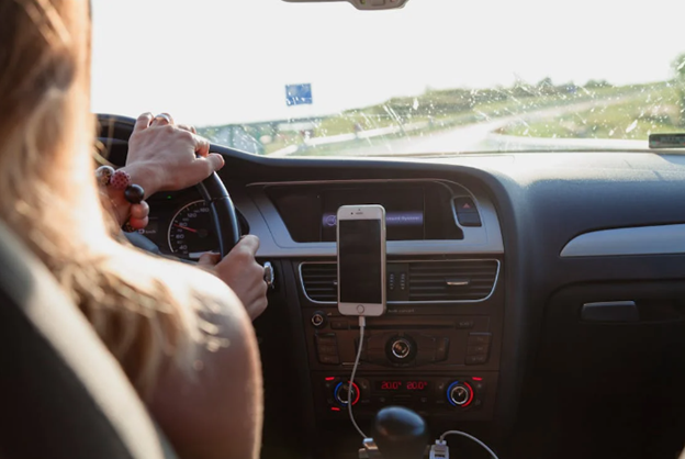 road-trip-driving-travel.png